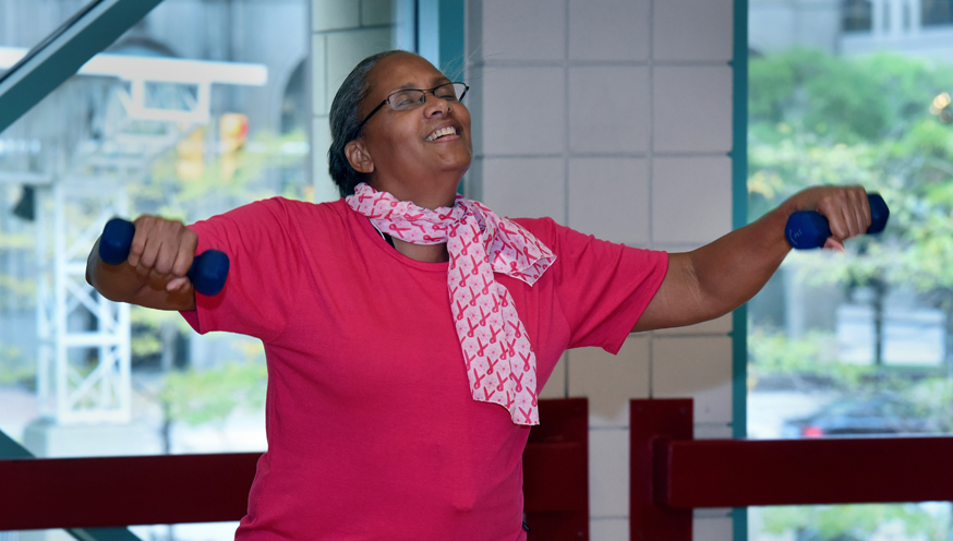 woman lifting weights