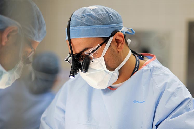 cancer physician in surgery