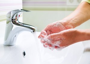 wash hands 184541978