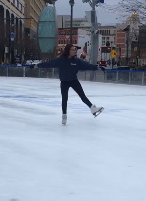 foot patient paris ice skating