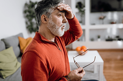 man feeling dizzy