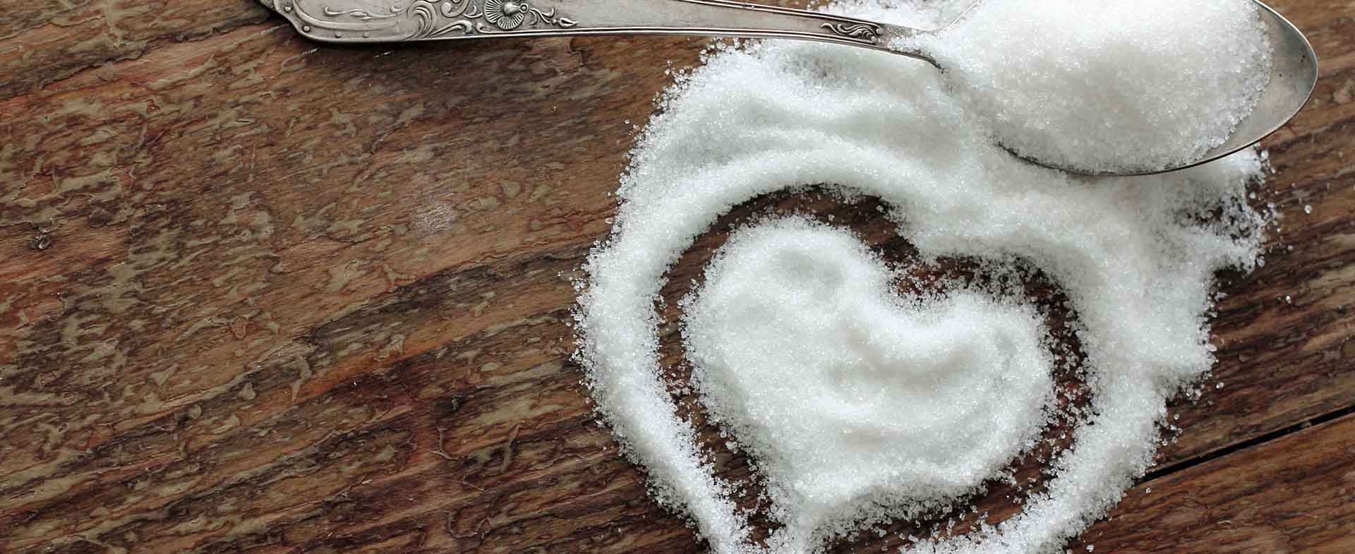 sugar making heart shape