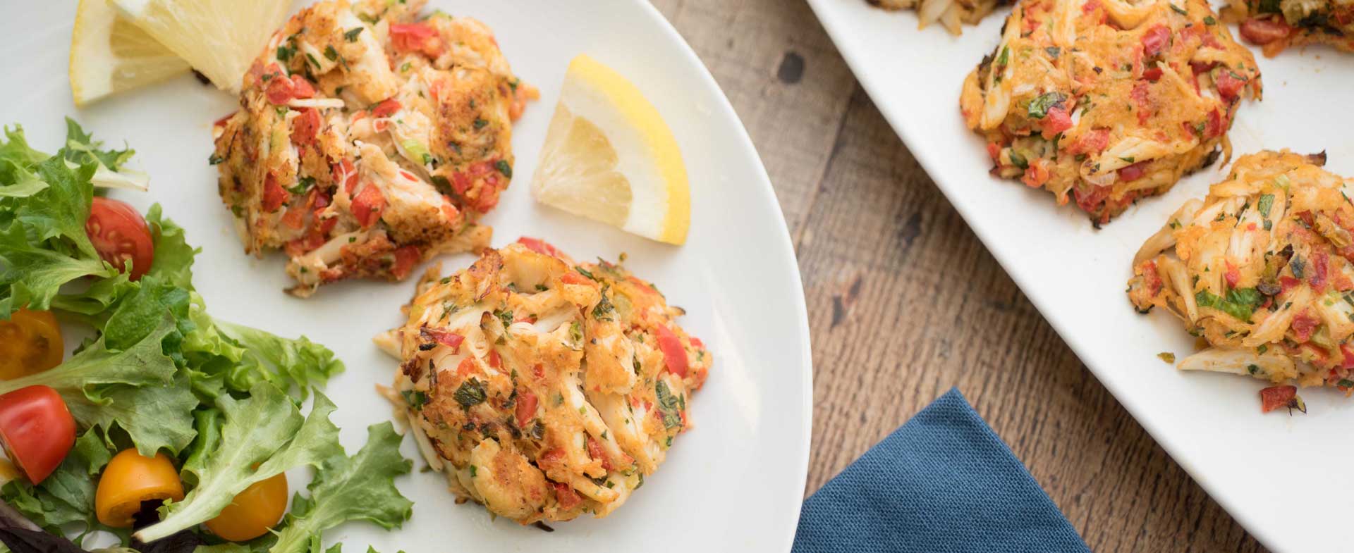 crab cakes 1140x570