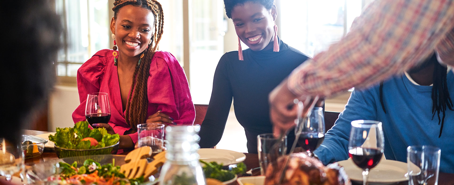 family celebrating at thanksgiving