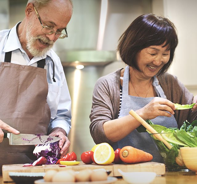 couple cooking