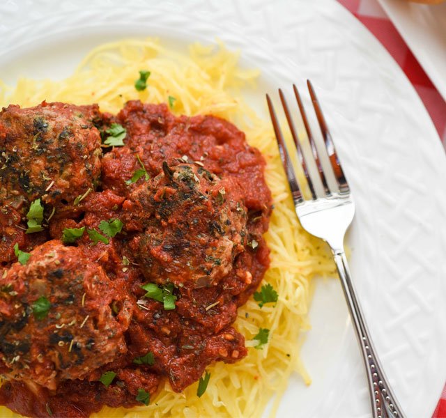 spaghetti squash and meatballs