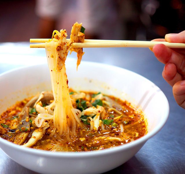 spicy foods noodle bowl