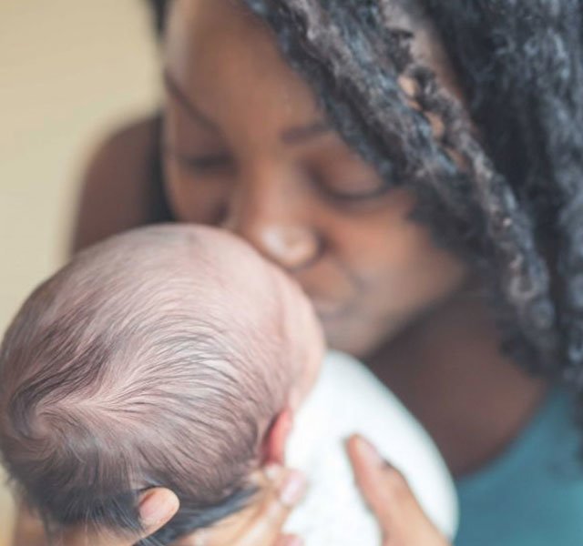 Baby Blues Vs Postpartum Depression How To Tell The Difference Henry baby-blues-vs-postpartum-depression-how-to-tell-the-difference-henry