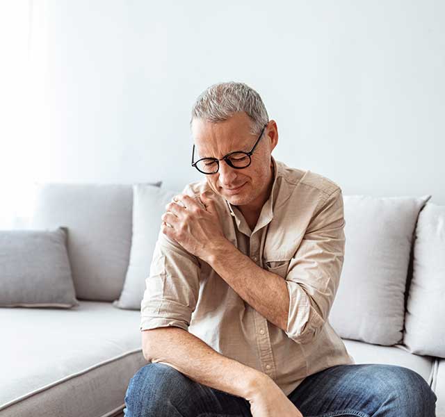 Hip And Shoulder Impingement: Symptoms, Causes And Treatments | Henry ...