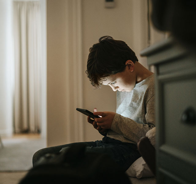 kids and cellphones