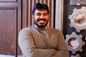 Portrait of Abhinav Krishnaswami
