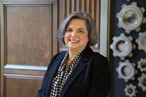 Portrait of Lisa Davani