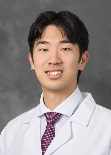 Headshot of Austin Kim