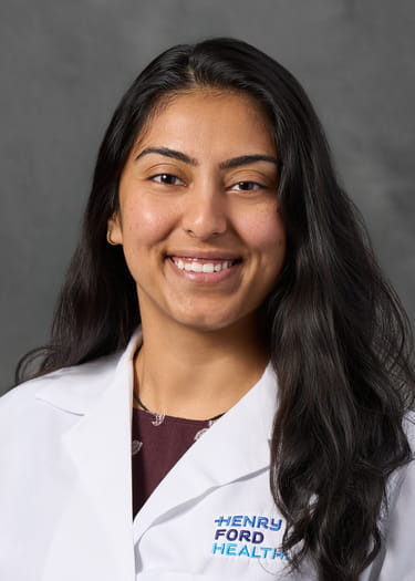 Headshot of Pooja Shirahatti, D.O.