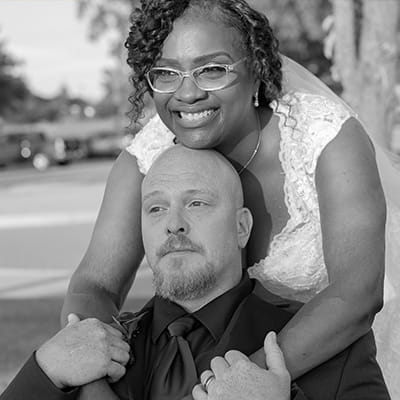 Digestive patient Kathy with her husband during their wedding
