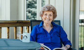 heart patient mary reading thumbnail