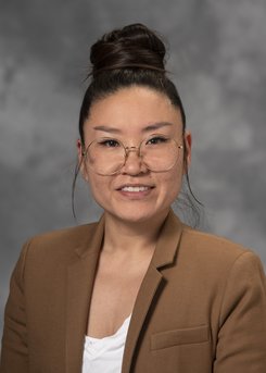 Henry Ford behavioral health therapist, Maria R Yoo, MSW